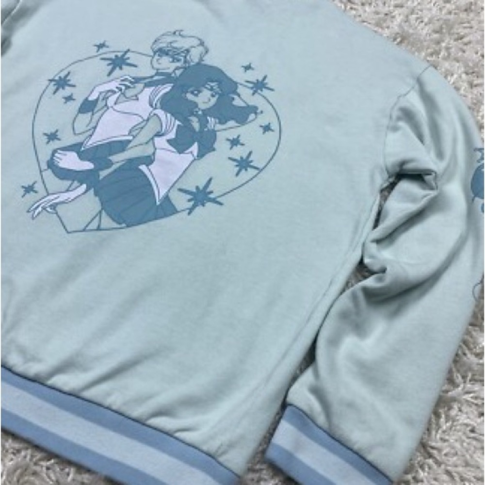 EUC SAILOR MOON HOT TOPIC Blue Graphic Hoodie W/Front Pockets Long Sleeve Silver - Picture 15 of 16